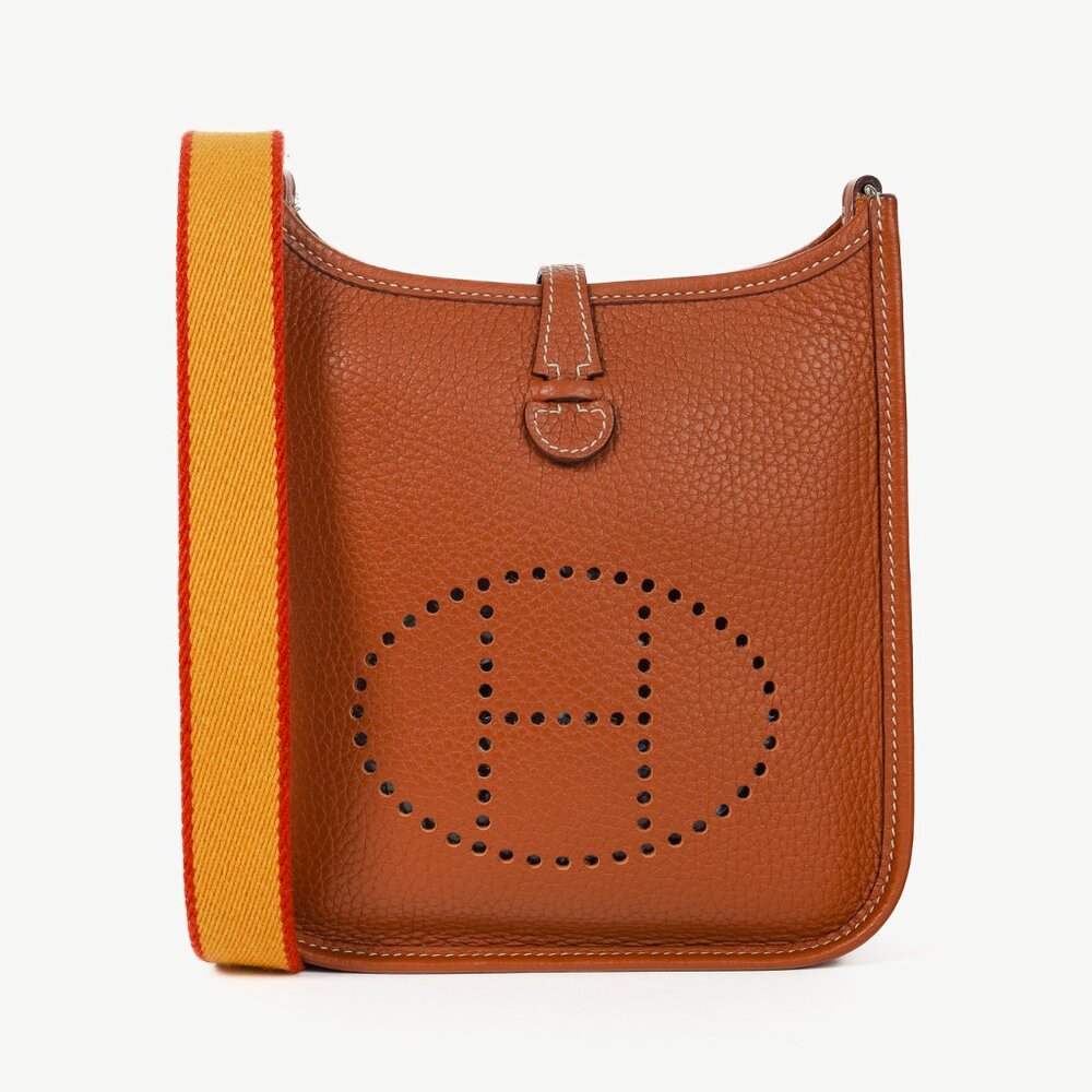 Hermes Evelyne 16 Amazone Taurillon Clemence Leather PHW Shoulder Bag